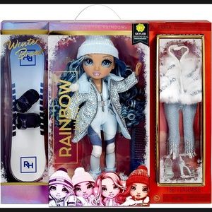 Rainbow High Winter Break Skyler Bradshaw doll set.